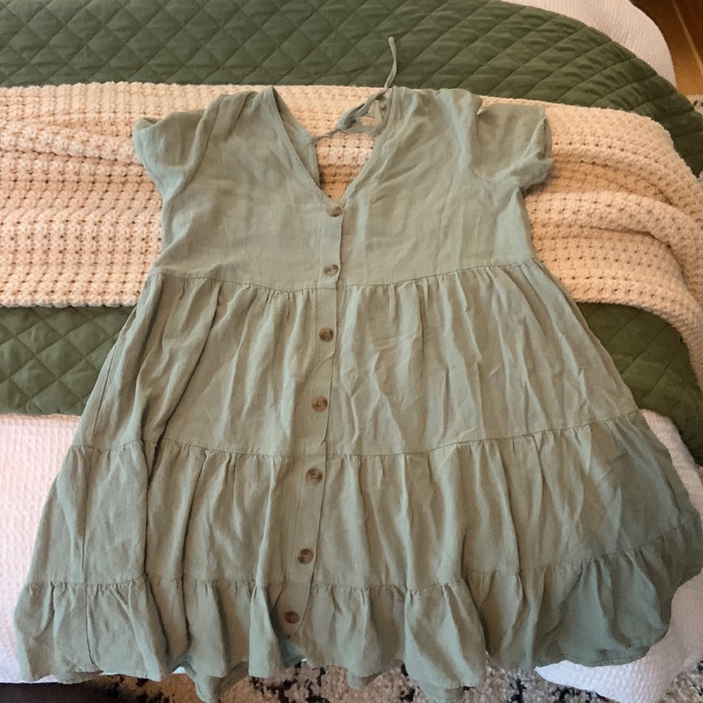 High-low pastel green dress - size medium